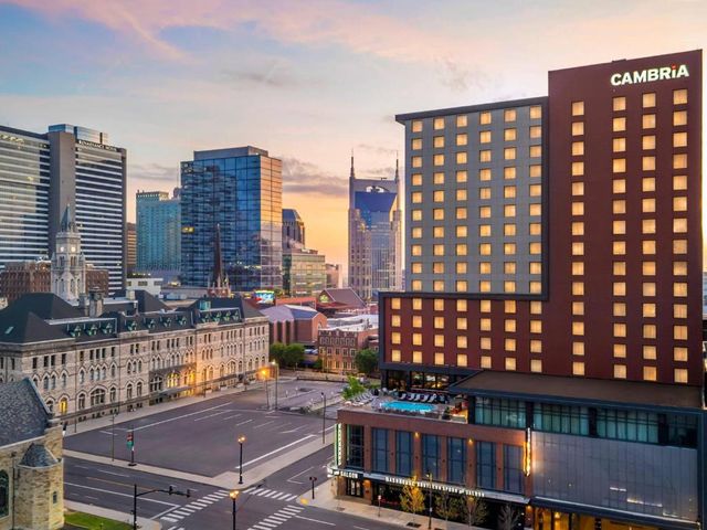 Cambria Hotel Nashville Downtown — 800 m away from Tennessee Performing Arts Center