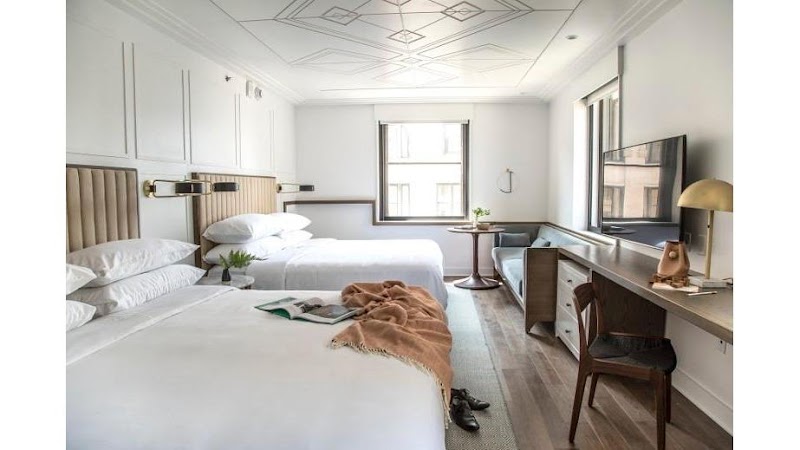 Noelle Nashville — Downtown Nashville