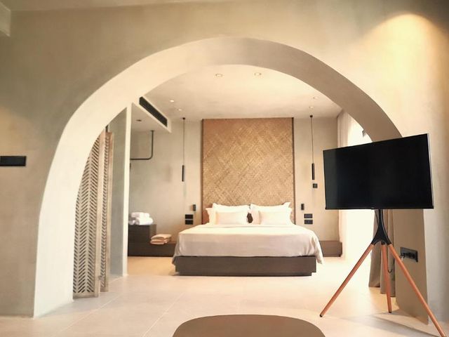 Villa Faros small hotel and restaurant — 6 km away from Temple of Demeter Naxos