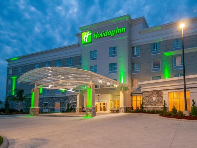 Holiday Inn - New Orleans Airport North by IHG — 1.7 km from the airport