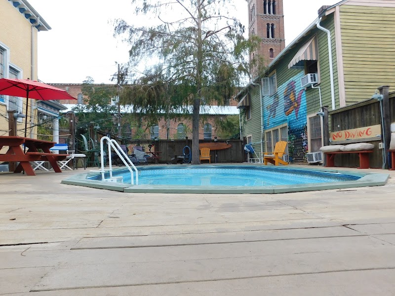 India House Hostel — Mid-City