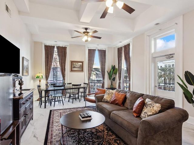 Maison Pierre Lafitte — 400 m away from Tulane Medical Center
