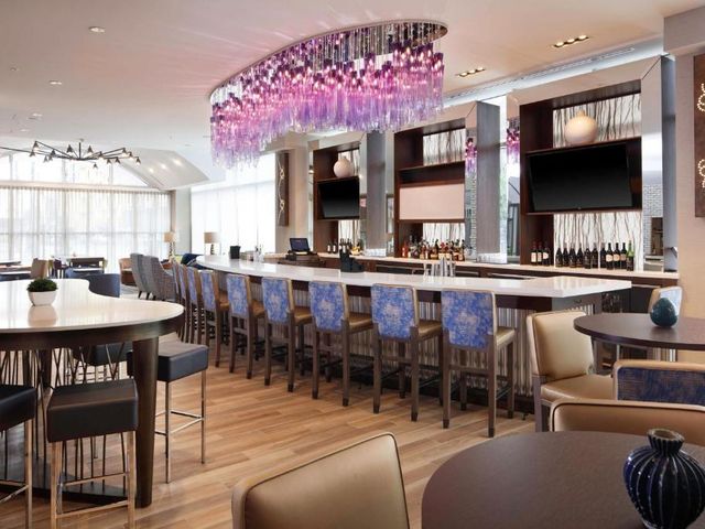 SpringHill Suites by Marriott New Orleans Downtown/Canal Street — 2.6 km away from New Orleans Jazz and Heritage Festival