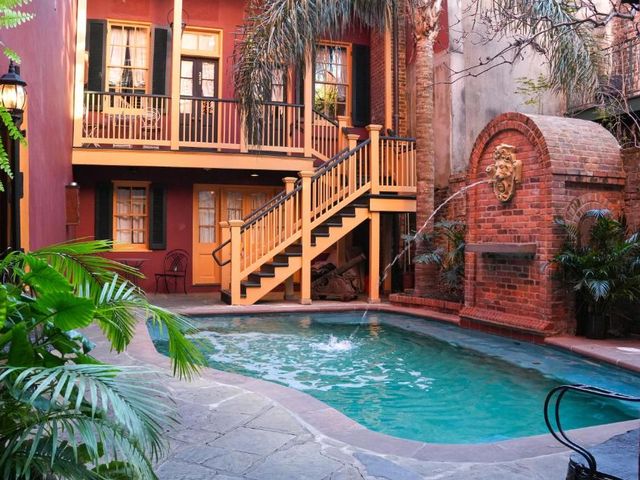 The Olivier House Hotel — 200 m away from French Quarter