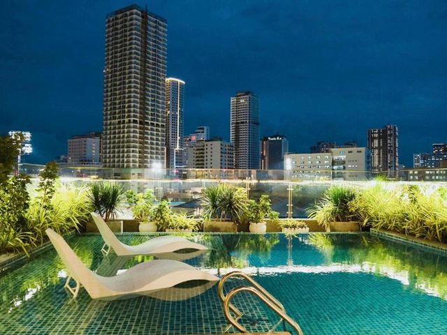 Em Oi Boutique Hotel — 1.3 km away from Long Son Pagoda Nha Trang