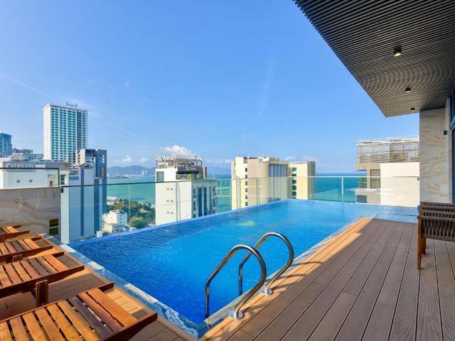 Maris Hotel Nha Trang — 300 m away from Nha Trang Beach