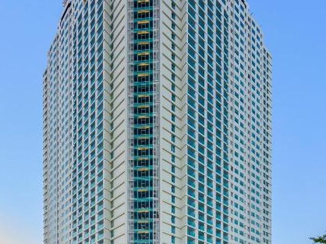 Muong Thanh Luxury Khanh Hoa — 700 m away from Po Nagar Cham Towers Nha Trang