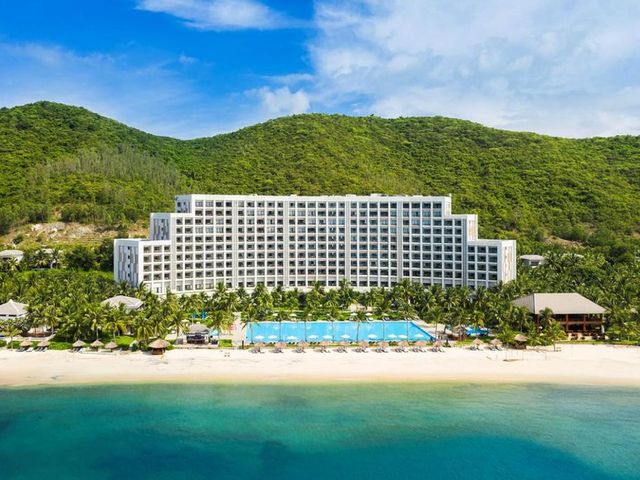 Vinpearl Resort & Spa Nha Trang Bay — 350 m away from Vinpearl Nha Trang