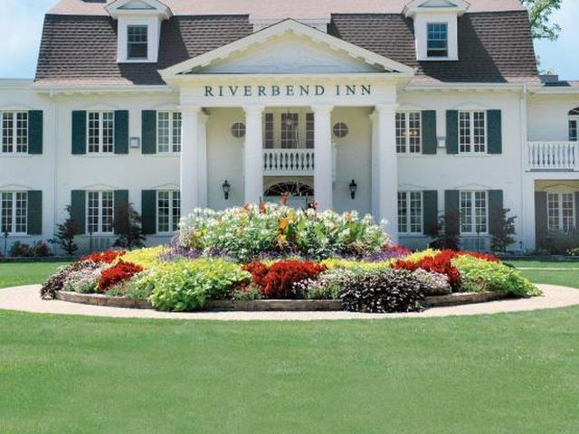 Riverbend Inn & Vineyard — 1.9 km away from Niagara-on-the-Lake from Niagara Falls