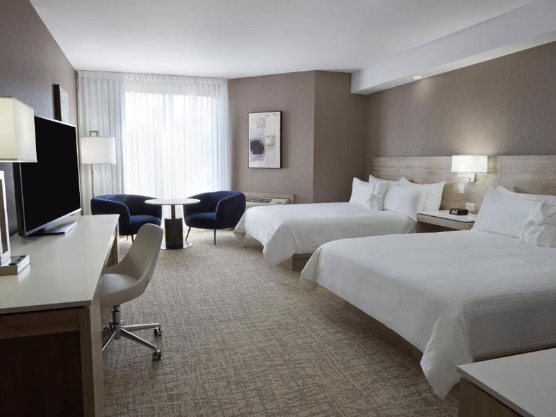 White Oaks Conference & Resort Spa — Thorold