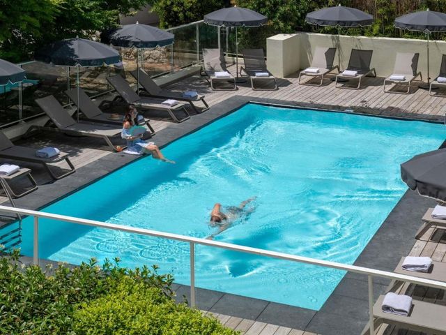 ibis Styles Nice Aéroport Arenas — 1.1 km from the airport