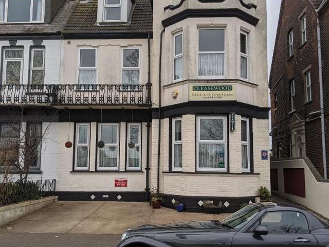Cleasewood Guest House — 15.7 km away from Horsey Windpump Norfolk Broads
