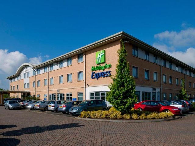 Holiday Inn Express East Midlands Airport by IHG — 3.3 km away from Download Festival