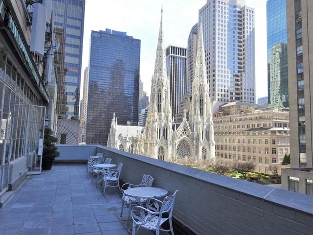 3 West Club — 150 m away from Museum of Modern Art