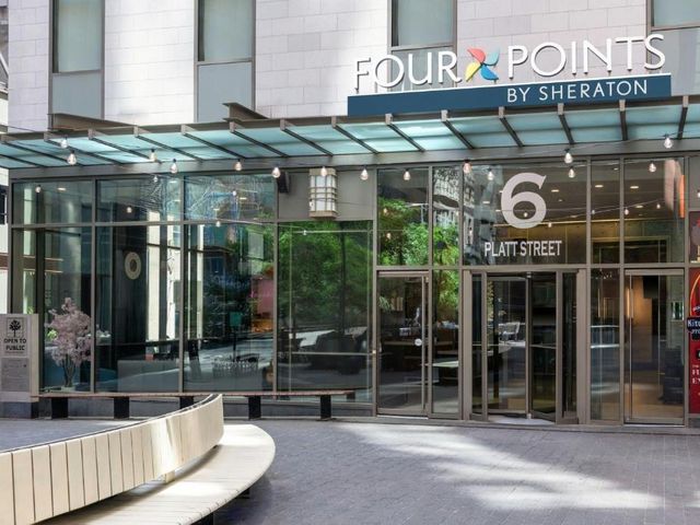 Four Points by Sheraton New York Downtown — 250 m away from Wall Street