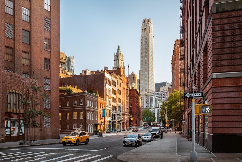 Four Seasons New York Downtown — Tribeca border / World Trade Center