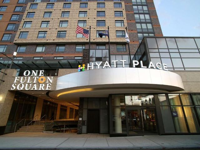Hyatt Place Flushing/LGA Airport — 1 km away from Citi Field