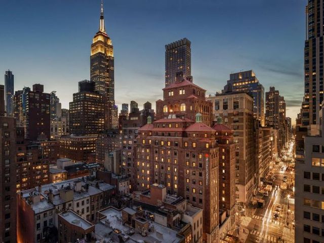NH Collection New York Madison Avenue — 350 m away from Grand Central Terminal