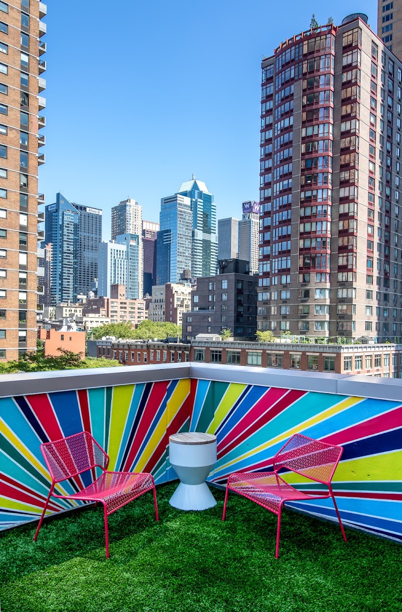 Pod Times Square — Times Square — West 42nd Street