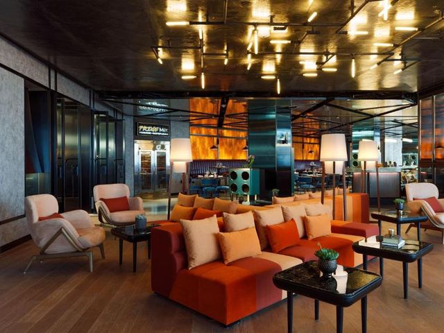 Renaissance New York Flushing Hotel at Tangram — 1 km away from Citi Field