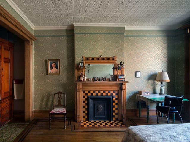 The Harlem Flophouse — 800 m away from Columbia University