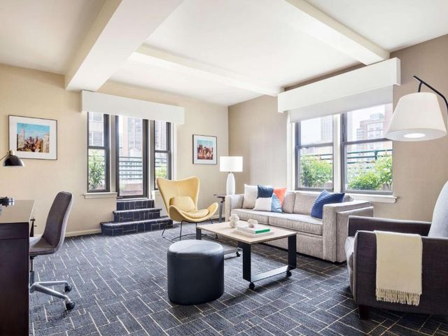 The Shelburne Sonesta New York — 800 m away from NYU Langone Health
