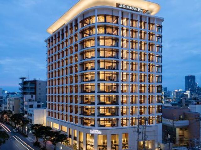 JR Kyushu Hotel Blossom Naha — 150 m away from Kokusai Street Naha Okinawa