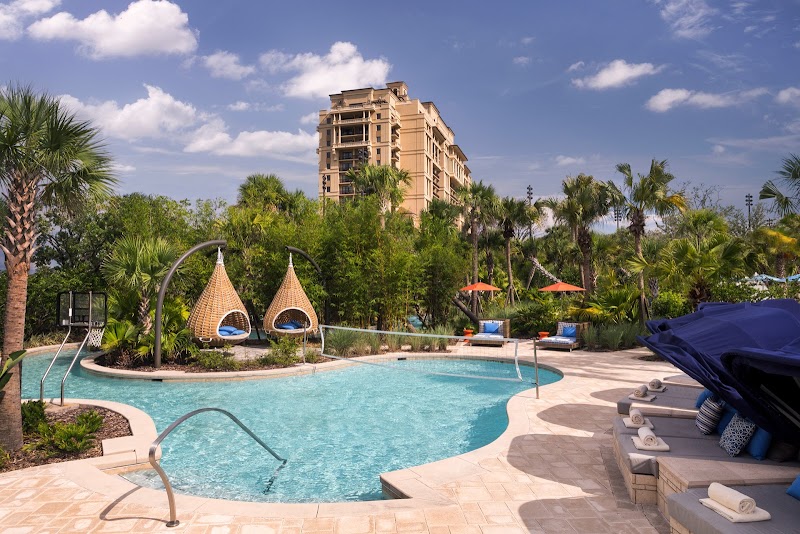 Four Seasons Resort Orlando at Walt Disney World Resort — Lake Buena Vista / Golden Oak (Walt Disney World area)