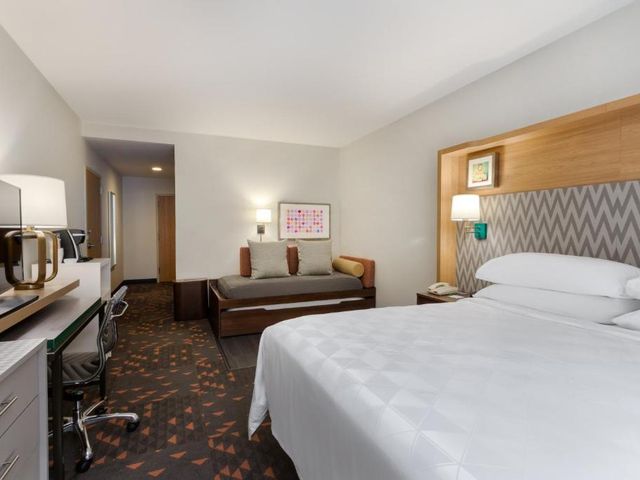 Holiday Inn Winter Haven by IHG — 4 km away from LEGOLAND Florida