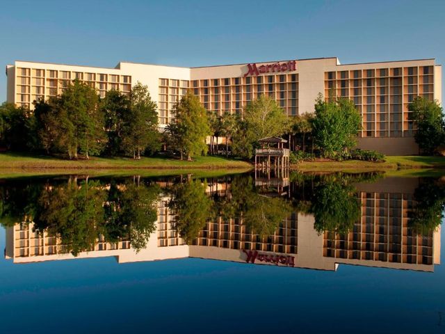 Marriott Orlando Airport Lakeside — 2.7 km from the airport