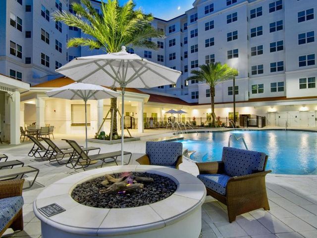 Residence Inn by Marriott Orlando at FLAMINGO CROSSINGS Town Center — 5.3 km away from Walt Disney World