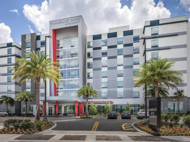TownePlace Suites by Marriott Orlando Near Universal — 1 km away from Universal Orlando