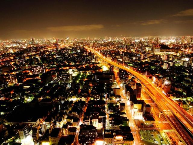 Art Hotel Osaka Bay Tower — 1.4 km away from Kyocera Dome Osaka