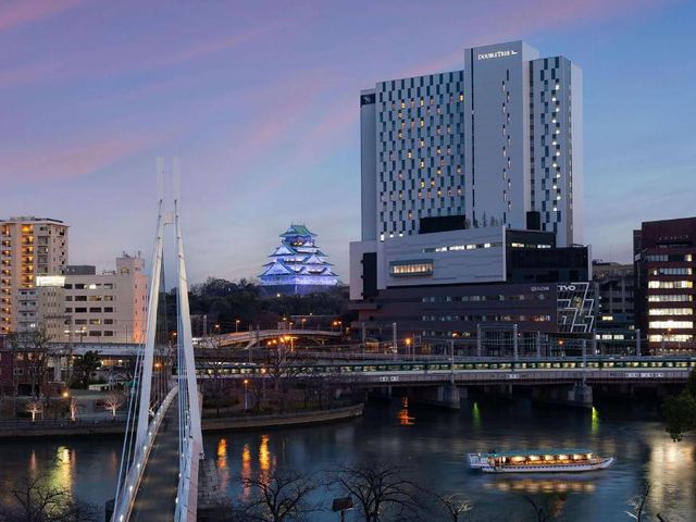 DoubleTree by Hilton Osaka Castle — 500 m away from Osaka Castle
