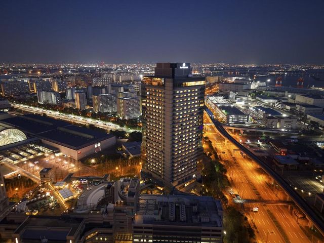 Grand Prince Hotel Osaka Bay — 200 m away from Intex Osaka