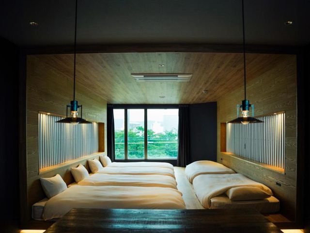 SEKAI HOTEL Deep Osaka Experience — 2.5 km away from Osaka University