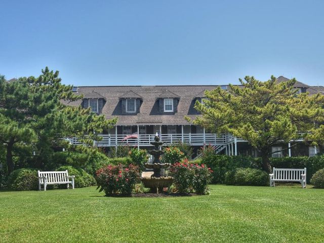 First Colony Inn — 5.7 km away from Jockey's Ridge Outer Banks