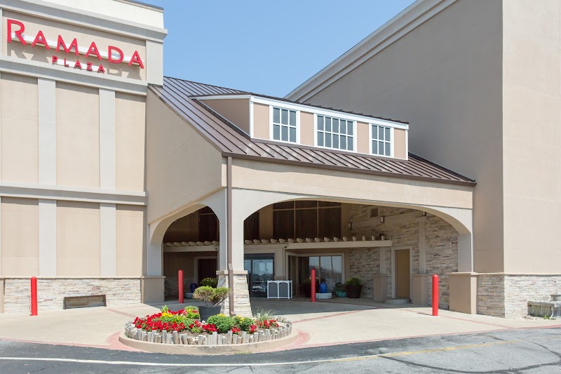 Ramada Plaza by Wyndham Nags Head Oceanfront — Nags Head (Oceanfront)