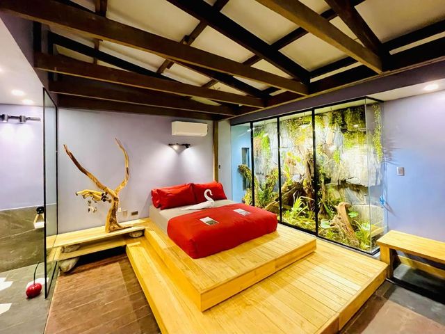 Rockinnest Hotel El Nido — 150 m away from El Nido Palawan