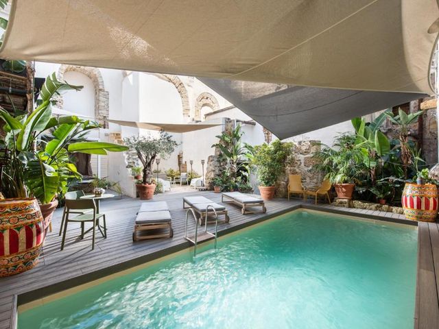 Boutique Hotel Porta di Castro — 150 m away from Cappella Palatina Palermo