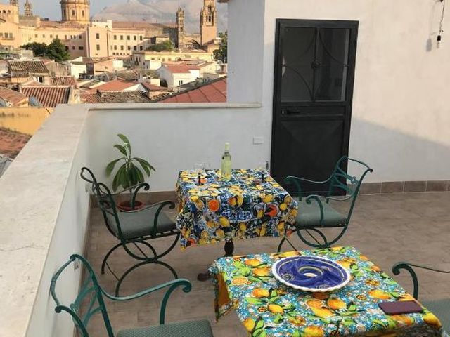 Casa Rosa — 300 m away from Palermo Cathedral