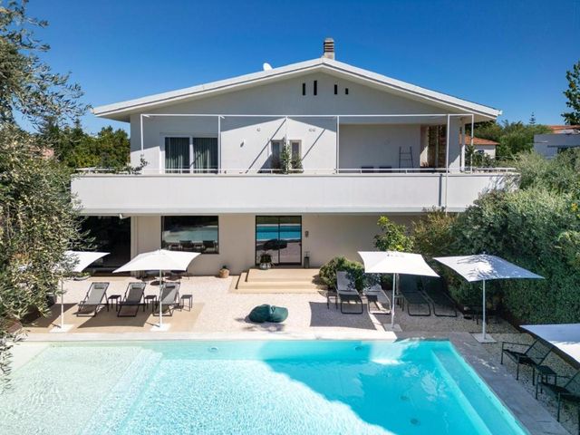 Domìa Boutique Hotel e Cucina — 500 m away from Mondello Beach Palermo