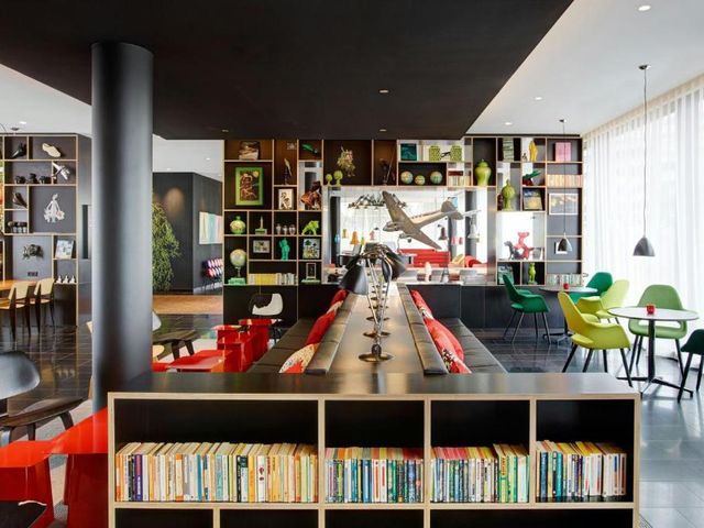 citizenM Paris Charles de Gaulle Airport — 800 m from the airport