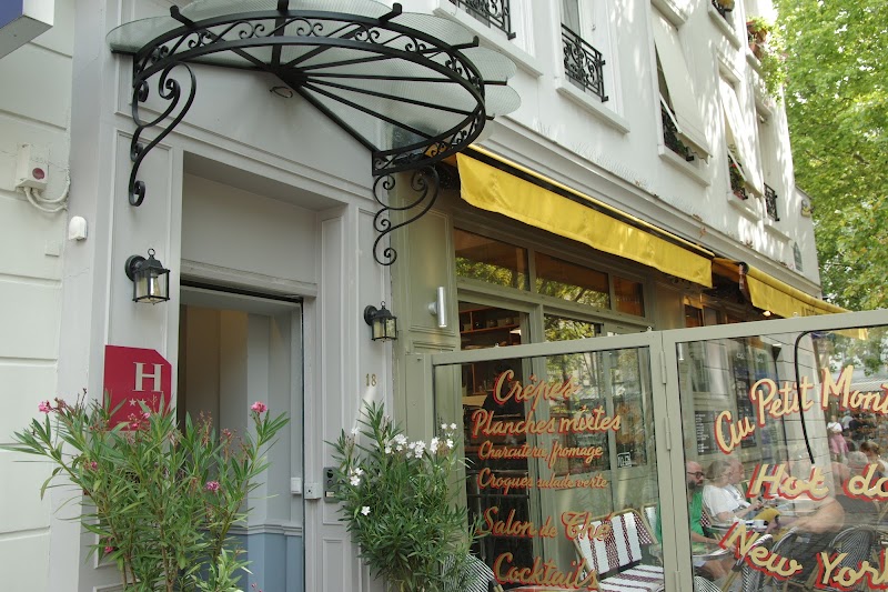 Hôtel Régyn's Montmartre — Montmartre (18th)