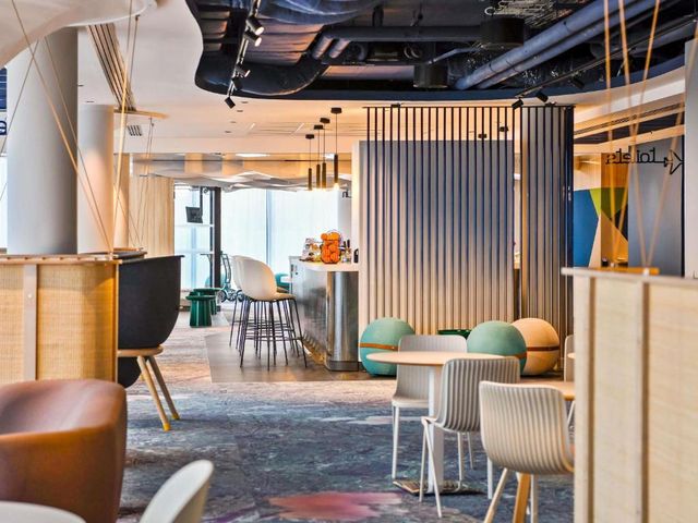 ibis Styles Paris Orly Airport — 1.3 km from the airport