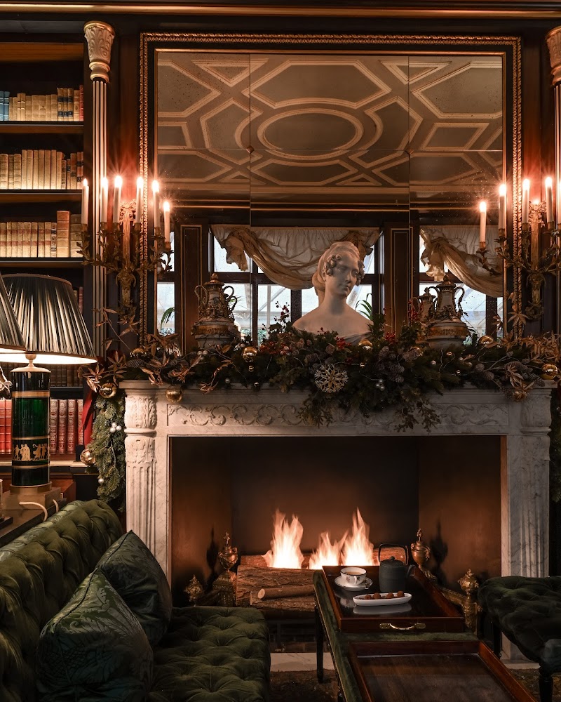 La Réserve Paris — 8th Arr. — Champs-Élysées