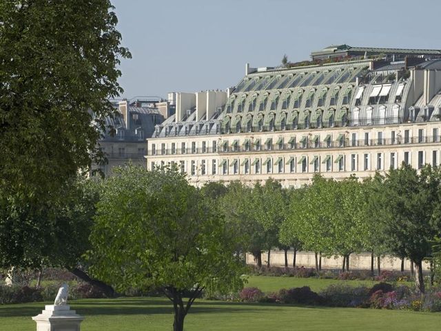 Le Meurice – Dorchester Collection — 600 m away from Musee d'Orsay