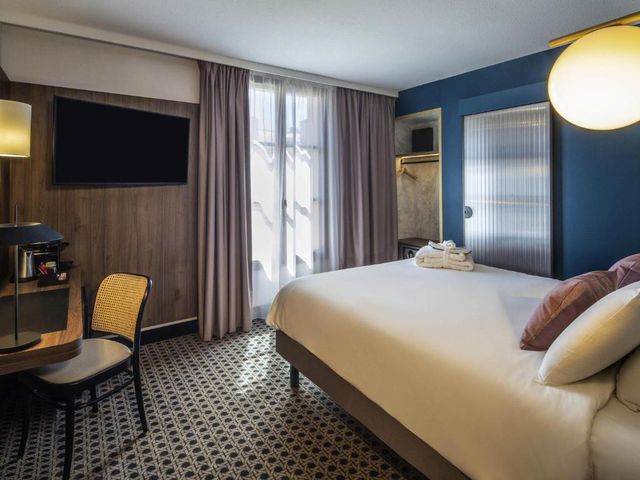 Mercure Versailles Chateau — 1.1 km away from Versailles Palace
