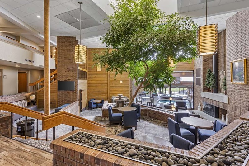 Best Western Plus Landmark Inn — Kimball Junction (near I-80)