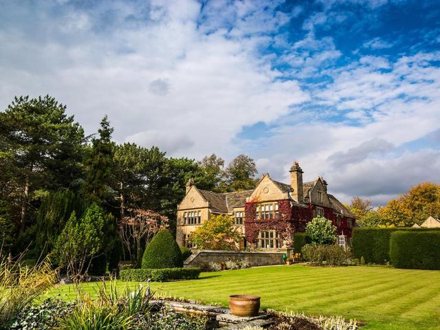 Fischers Baslow Hall - Chatsworth — 5.4 km away from Bakewell Peak District